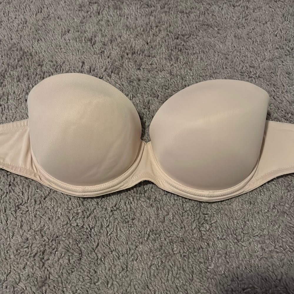 LEAVING!! PINK Nude Strapless Bra